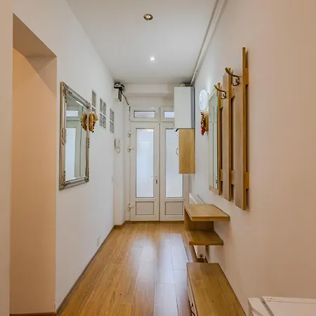 Tampa Hill Residence-3